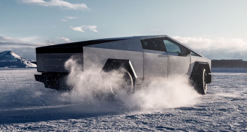Tesla Cybertruck là xe trên 100.000 USD bán chạy nhất Mỹ