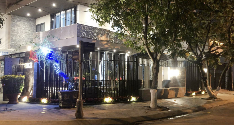 Biệt thự của bố Chải - "phú ông" Đi Giữa Trời Rực Rỡ hoành tráng cỡ nào?