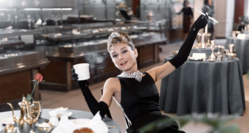 Top 9 chiếc váy đắt nhất trong lịch sử đấu giá