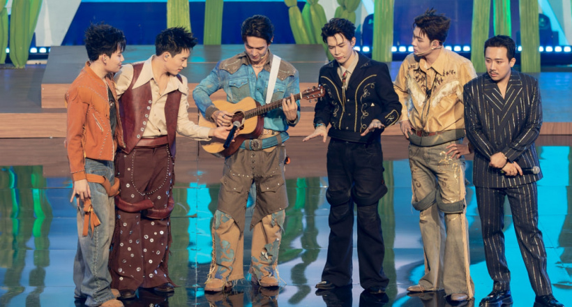 Anh trai say Hi: HIEUTHUHAI bật khóc