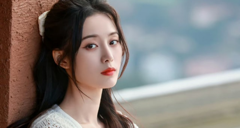 Nhan sắc trong trẻo của bạn gái Hoàng Tử Thao