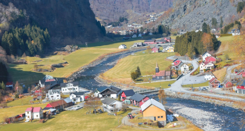 Du ngắm Na Uy trên chuyến tàu ngoạn mục bậc nhất thế giới