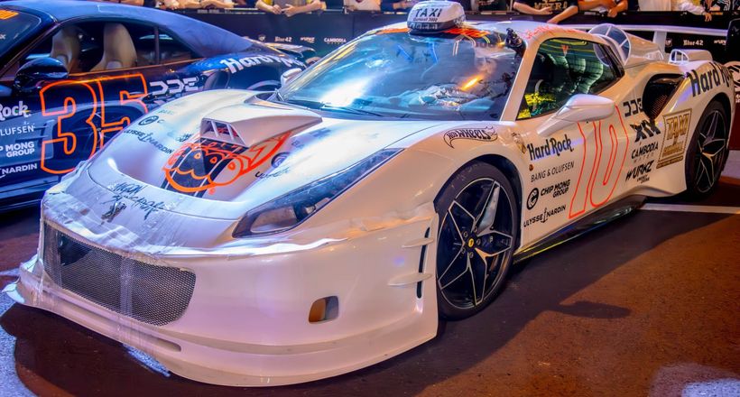 4 xe khủng hút view nhất Gumball 3000: Đính kim cương, có chiếc dùng băng dính cố định bodykit