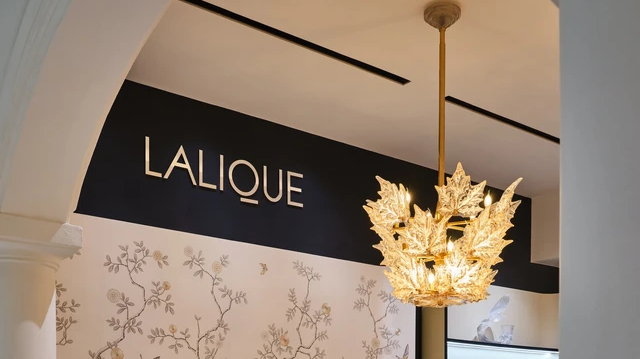 Choáng ngợp BST nội thất pha lê cao cấp có giá lên đến 4,3 tỷ đồng/sản phẩm, phải đặt trước 2 năm vẫn được giới thượng lưu "săn đón"