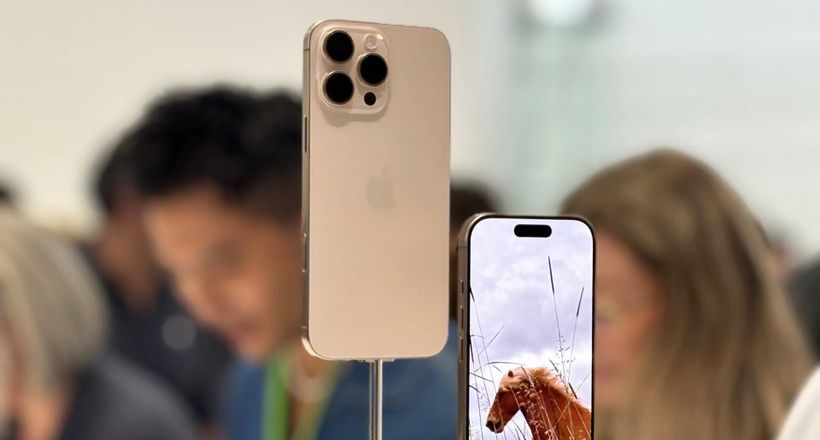 iPhone 16 Pro Max quá hot, màu titan sa mạc cháy hàng tại Việt Nam, có thể giao hàng trễ