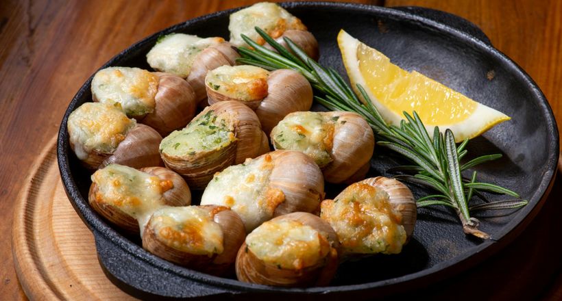 Ăn gì khi du lịch Pháp? Top 20 món ăn nổi tiếng ở Pháp nhất định phải thử (phần 1)