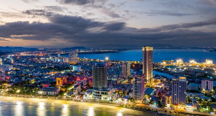 Quy Nhơn khoảnh khắc ngày và đêm