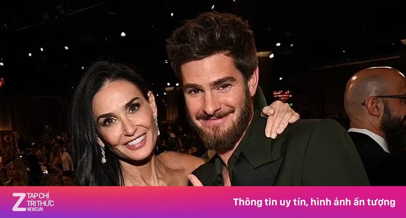 Sao phim 18+ 'Thần dược' vướng tin hẹn hò tài tử kém 21 tuổi