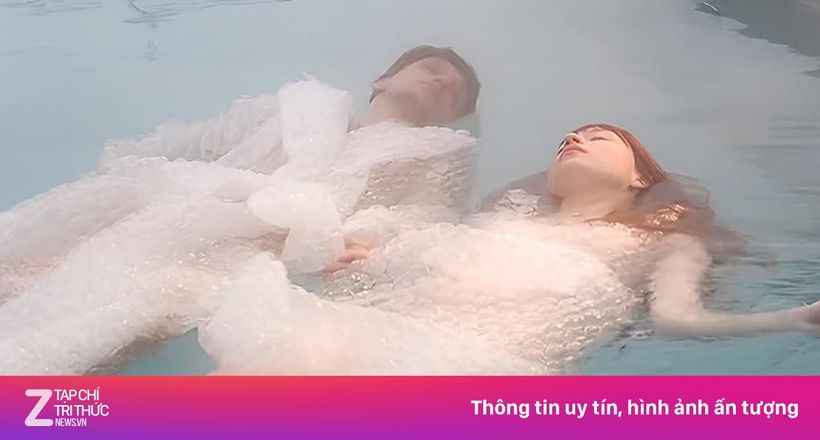 Váy áo 90 USD bằng 'xốp bọc hàng'