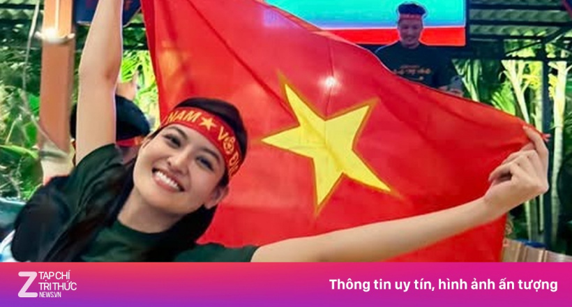 Nghệ sĩ Việt vỡ òa