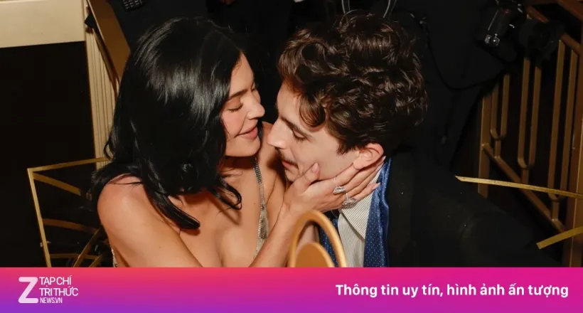 Kylie Jenner tình tứ với Timothée Chalamet