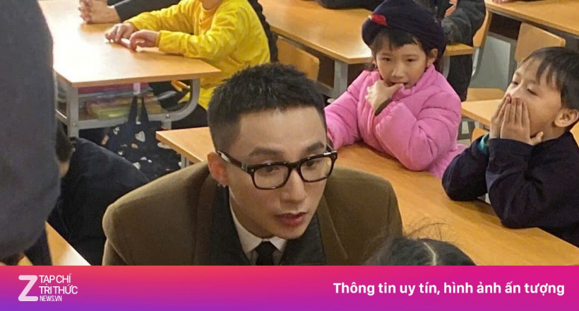 Sơn Tùng tới thăm Làng Nủ