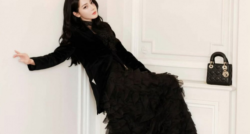 17 vai diễn khiến Địch Lệ Nhiệt Ba trở thành “báu vật màn ảnh” Trung Hoa