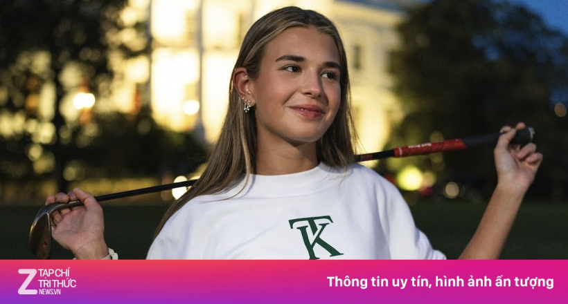 Cháu nội ông Trump bị chỉ trích vì quảng cáo áo golf ở Nhà Trắng