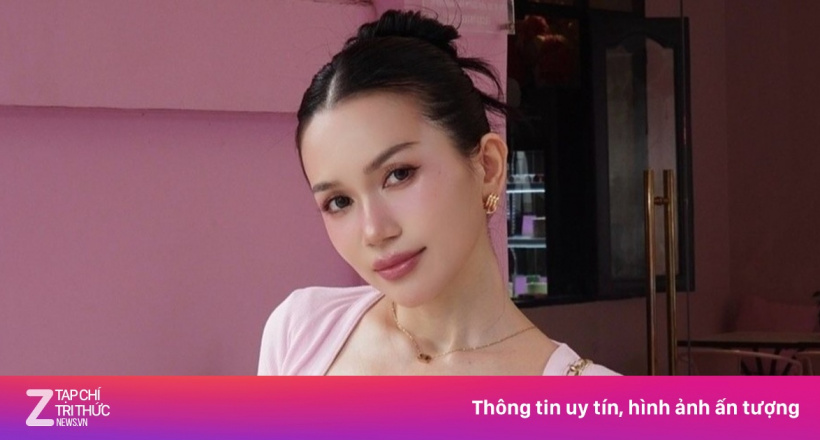 Trang phục của Sĩ Thanh vấp tranh luận