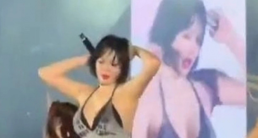 HyunA ngất xỉu trên sân khấu