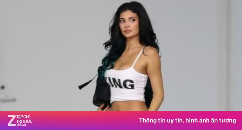 Bạn gái 'người đàn ông đẹp trai nhất thế giới' gây chú ý