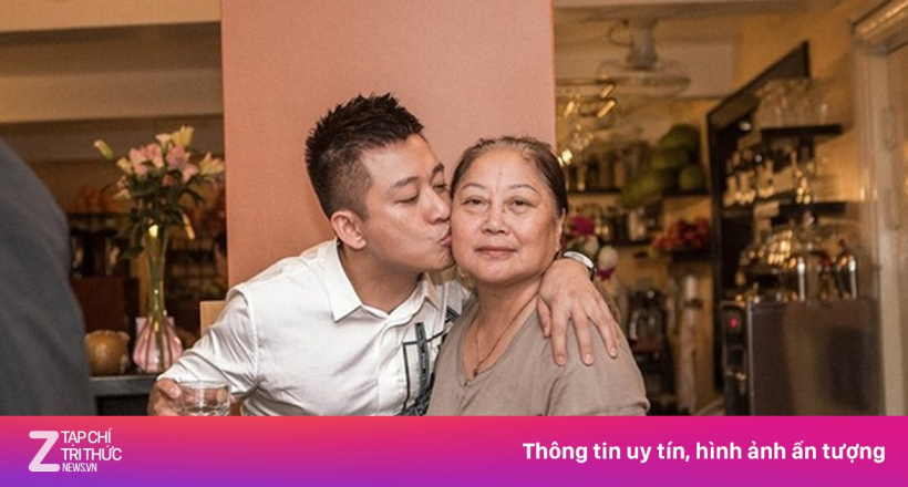 Nghệ sĩ Việt đến tiễn đưa mẹ Tuấn Hưng