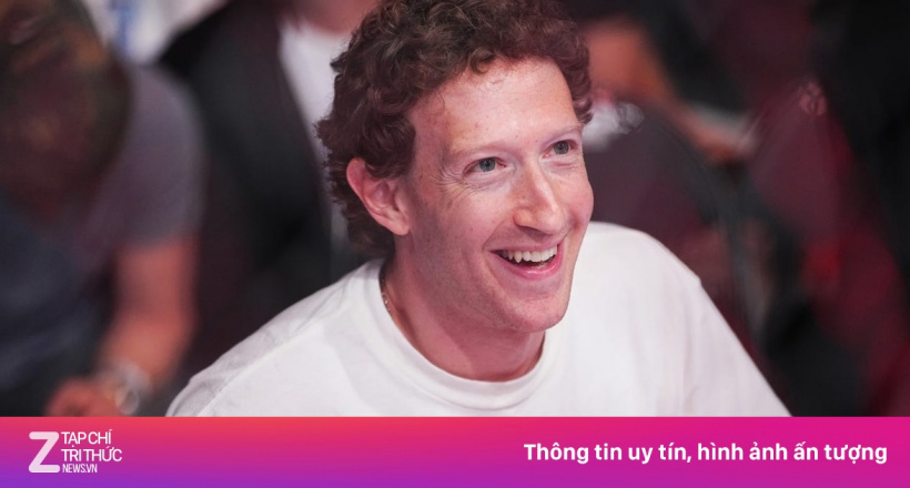 Mark Zuckerberg diện 3 đồng hồ xa xỉ chỉ với 1 áo phông trắng