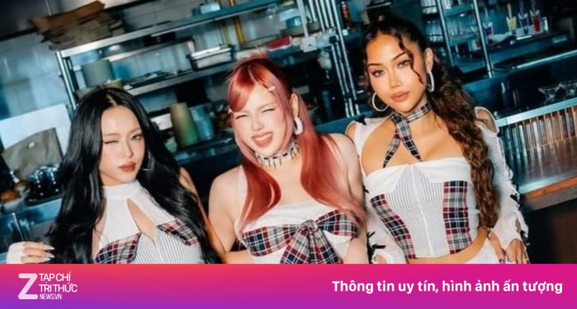 Nhóm nhạc nữ chịu hậu quả nghiêm trọng vì MV hở hang