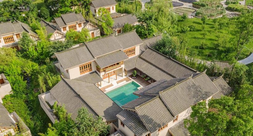 Top 2 khu nghỉ dưỡng Tứ Xuyên sang trọng gần núi Thanh Thành