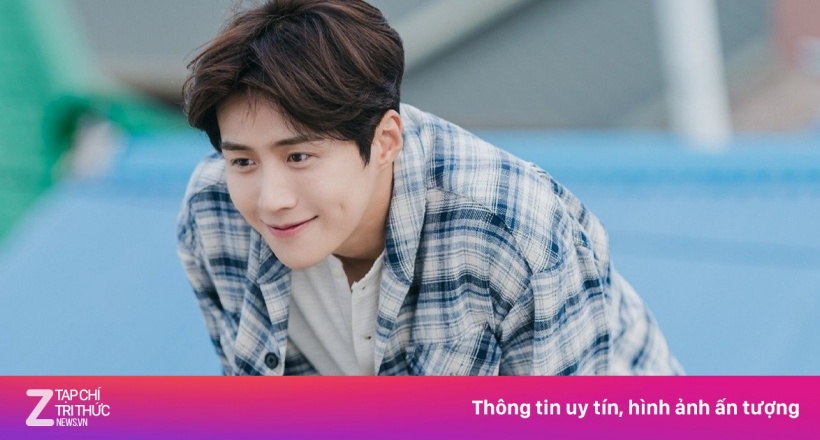 Mỹ nam chạy bộ cùng Suzy ở Hồ Tây