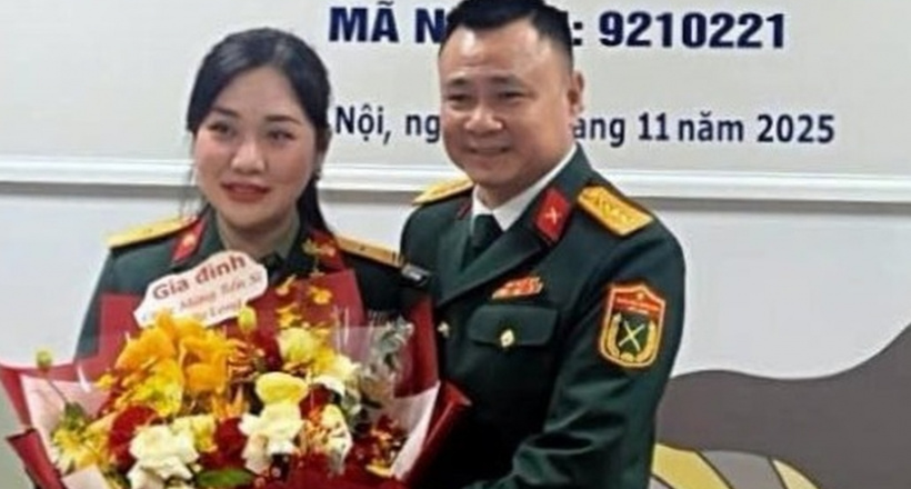 Nghệ sĩ Tự Long bảo vệ thành công luận án Tiến sĩ