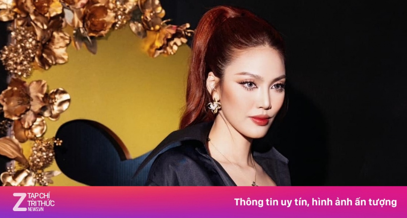 Lan Khuê mặc mốt hở nội y