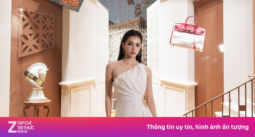 Châu Bùi, Tiểu Vy xuất hiện tại triển lãm 'Giao điểm tinh hoa'