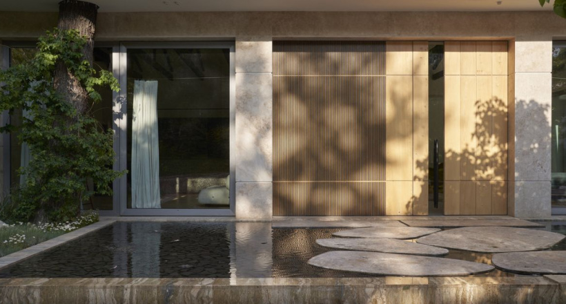 Cửa gỗ: Khai mở không gian bằng vật liệu tự nhiên