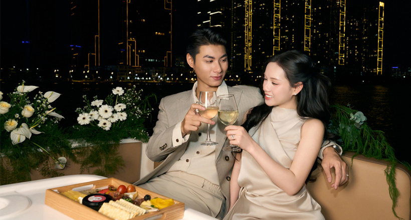 Chạm vào Sài Gòn hoa lệ từ du thuyền Tierra