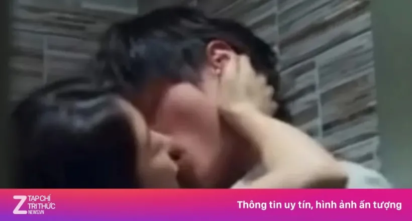 Diễn viên bị chỉ trích vì clip hôn cuồng nhiệt