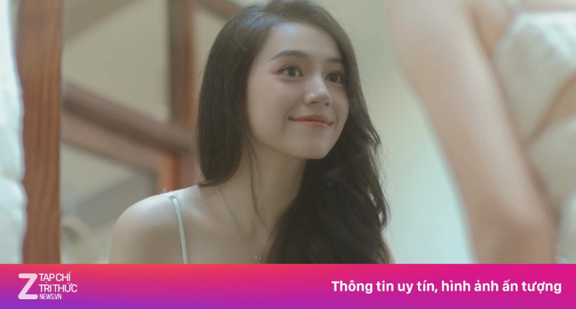 Ảnh gợi cảm của diễn viên đóng cảnh 18+ với Anh Tú