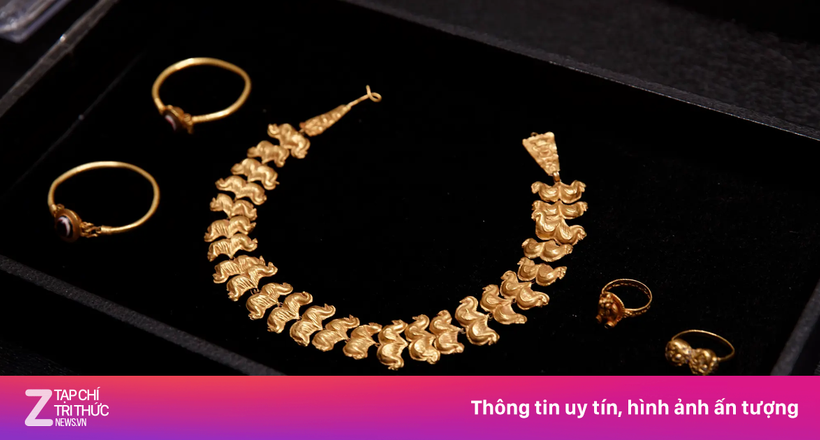 Cổ vật 2.000 năm tuổi rẻ hơn vòng Cartier, Van Cleef & Arpels