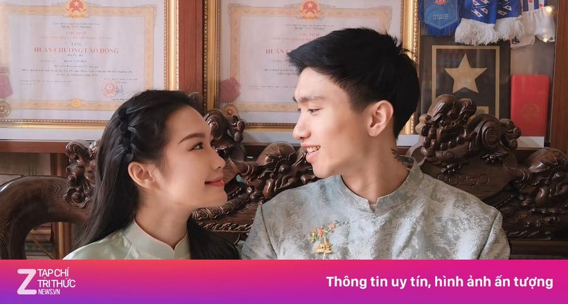 Vợ Văn Hậu khoe khéo thành tích của chồng Mùng 1 Tết