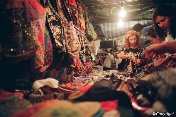 Mua sắm giá rẻ ở 10 chợ đêm nổi tiếng của Hong Kong