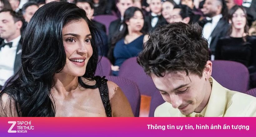 Bạn gái Timothée Chalamet mặc táo bạo dự Oscar 2025