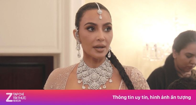 Kim Kardashian mất viên kim cương ở siêu đám cưới Ấn Độ