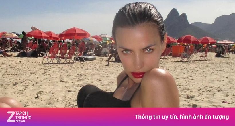 Áo ngực 'núi đôi' của người mẫu Victoria's Secret