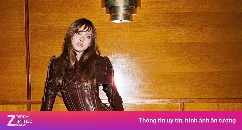 Chiếc quần cắt xẻ khiến Lisa bị chỉ trích