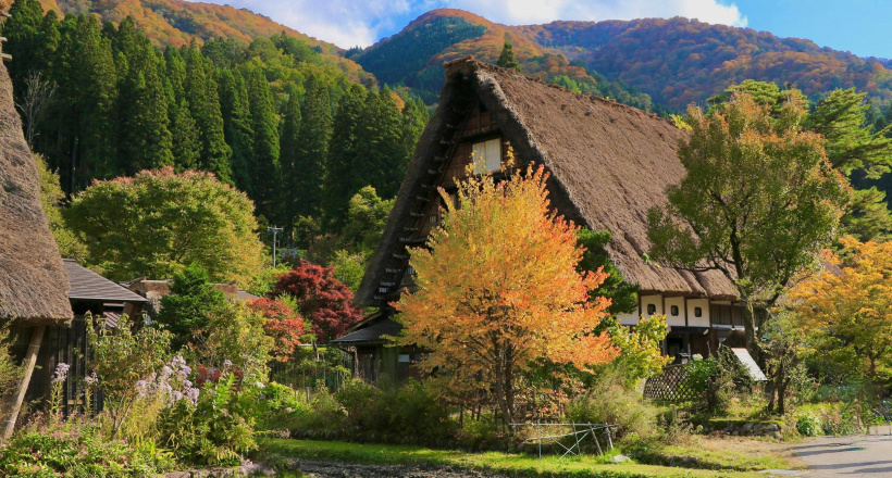 Vẻ đẹp trường tồn của những ngôi làng cổ nổi tiếng nhất thế giới