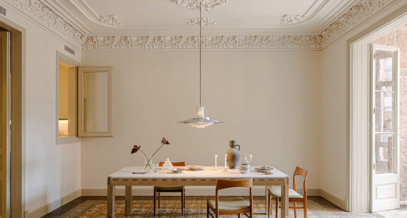 Căn hộ Eixample: Thẩm mỹ tối giản tôn vinh di sản kiến trúc Tây Ban Nha