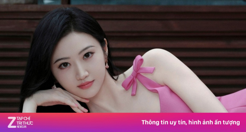 Nghệ sĩ bán hàng giả - người ngồi tù, kẻ 'thân bại danh liệt'