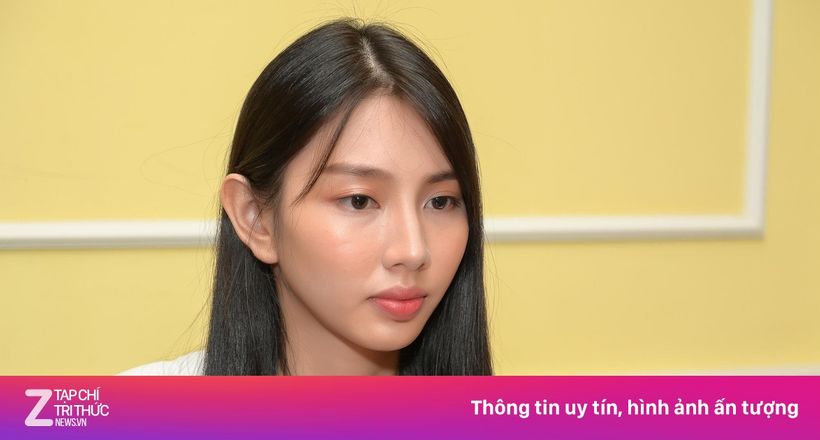 Thùy Tiên 'sụp đổ'