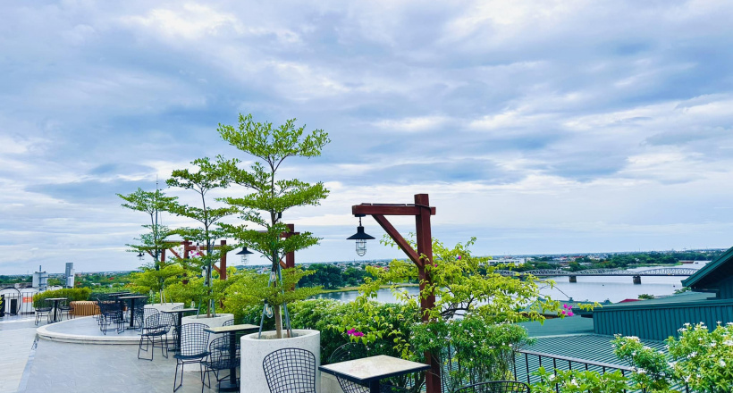 Check-in thoả thích tại top 7 quán café đẹp ở Huế