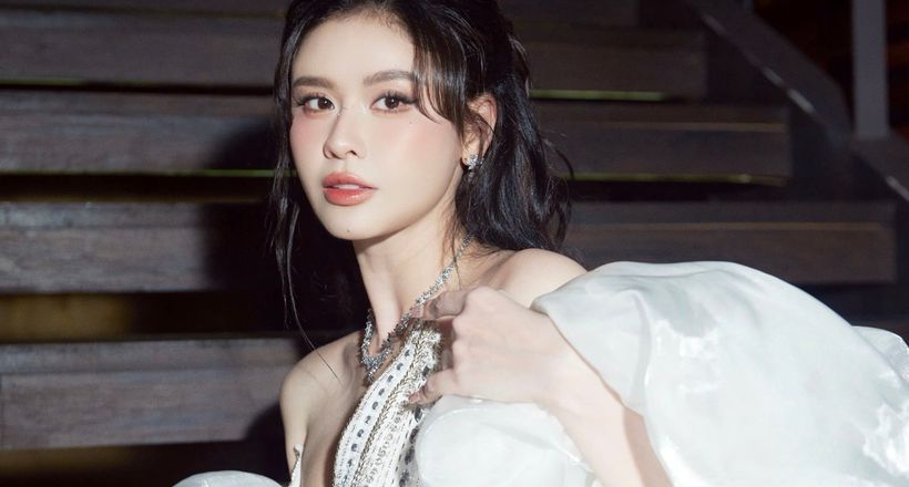 Ngắm nhan sắc ngày càng thăng hoa của Trương Quỳnh Anh khi trình diễn thời trang