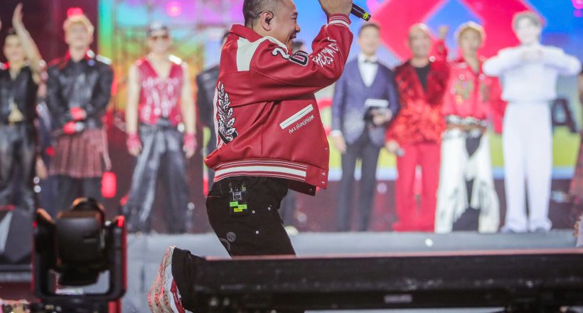 NSND Tự Long nói lời xin lỗi sau concert