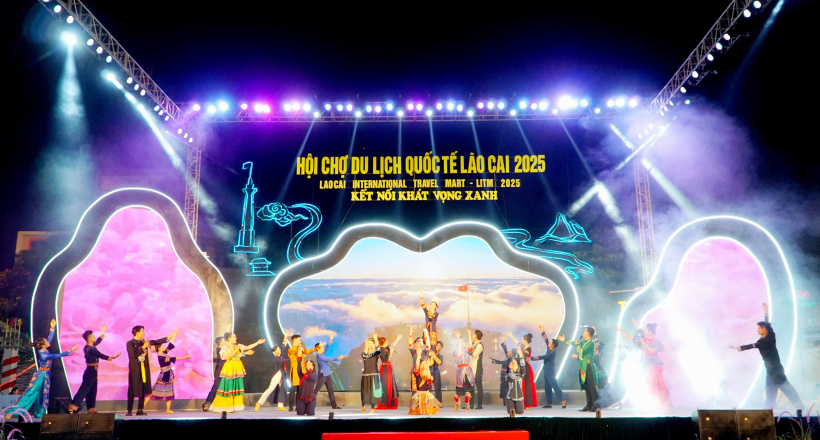 Khai mạc Hội chợ Du lịch Quốc tế Lào Cai 2025: Khẳng định vị thế trung tâm du lịch vùng Tây Bắc