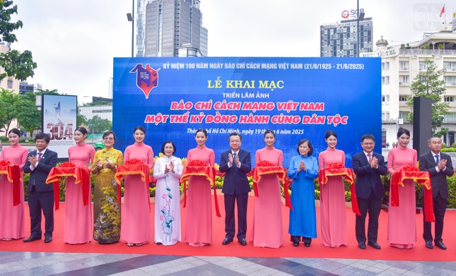 TPHCM: Khai mạc triển lãm ảnh đặc sắc “Báo chí cách mạng Việt Nam – Một thế kỷ đồng hành cùng dân tộc”