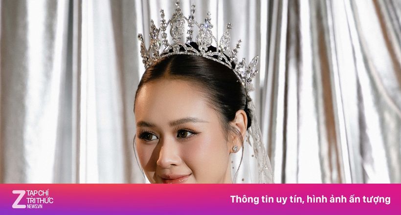 Vợ Anh Đức diện trang sức kim cương 6,5 tỷ đồng